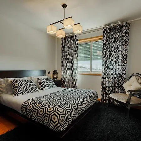 Apt 3 Bed And Parking Appartement *