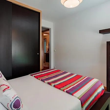 Apt 3 Bed And Parking Appartement *