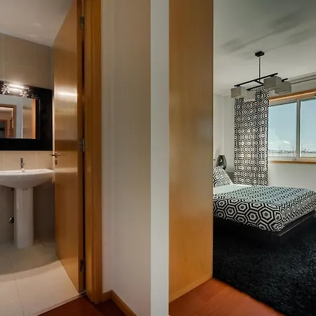 Apt 3 Bed And Parking Appartement Valadares (Vila Nova de Gaia, Porto)