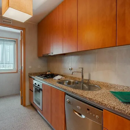 Appartement Apt 3 Bed And Parking Valadares (Vila Nova de Gaia, Porto)